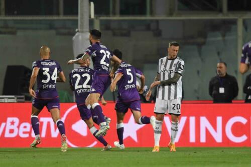 ACF FIORENTINA VS JUVENTUS FC 25